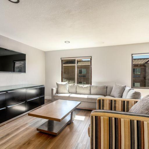 Mainstay Suites Moreno Valley Near March Air Reserve Base Exterior photo
